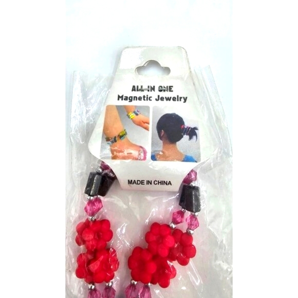 All in One Magnetic Jewelry Multicolor Floral Convertible Set of 3 - Picture 6 of 7